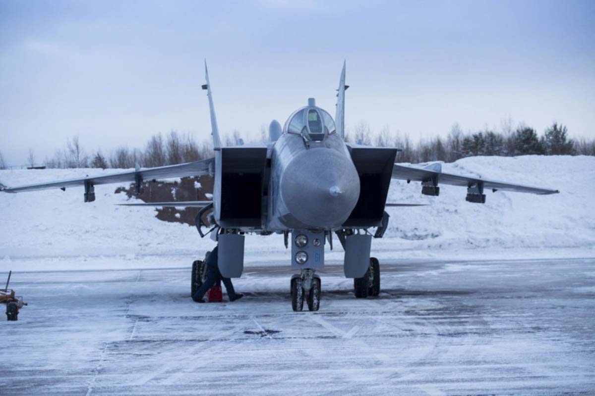 Switching the focus inside the Arctic Circle