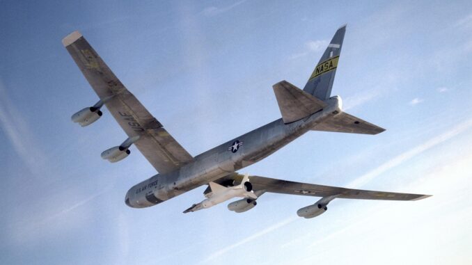 Hyshot 25 March 2006 – HyShot III, a scramjet engine, completed its second ...