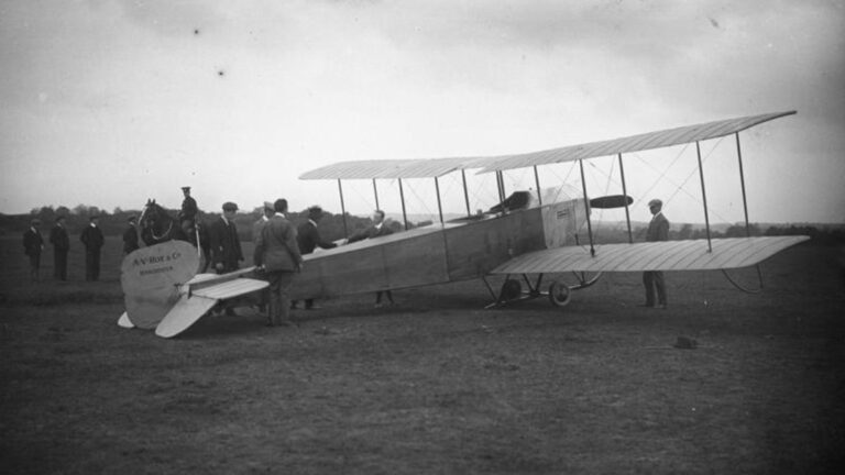 3 March 1912 – first flight of Avro 500